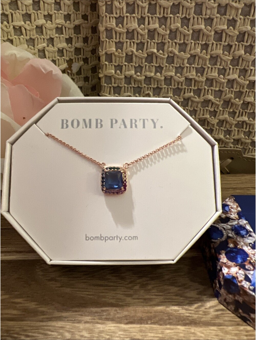 Bomb Party September 2022 Love On The Weekend Sapphire Necklace